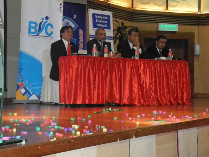 Forum panel Forum panel