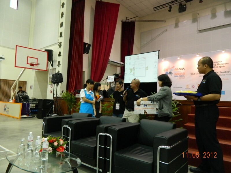 The grand prize is an iPad 2 The grand prize is an iPad 2