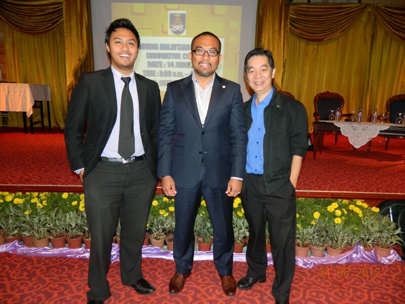 Thareq, Aziph & RobestYong Thareq, Aziph & RobestYong