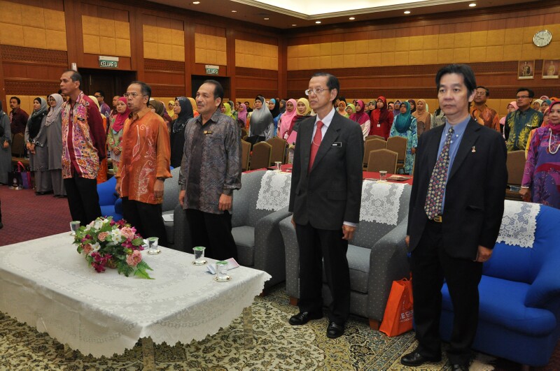 Standing attention to the Negara Ku Standing attention to the Negara Ku