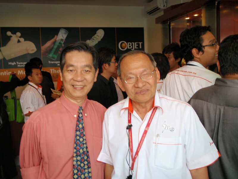 RobestYong & Mr Teoh RobestYong & Mr Teoh