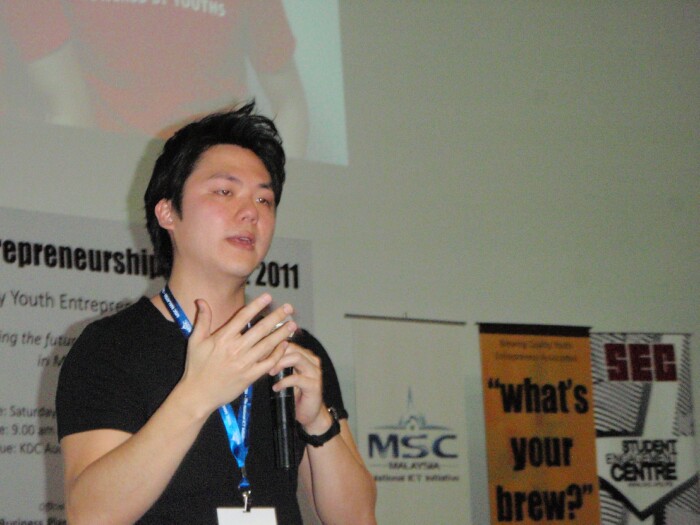 Joel Neoh founder of Groupsmore Joel Neoh founder of Groupsmore